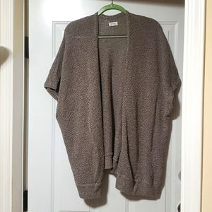 Aritzia Community Woman long Cardigan